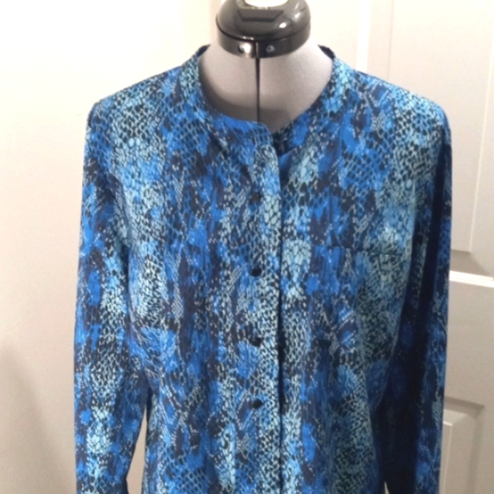 Calvin Klein Sz Large Snake Skin look,Button Down,Long-sleeved